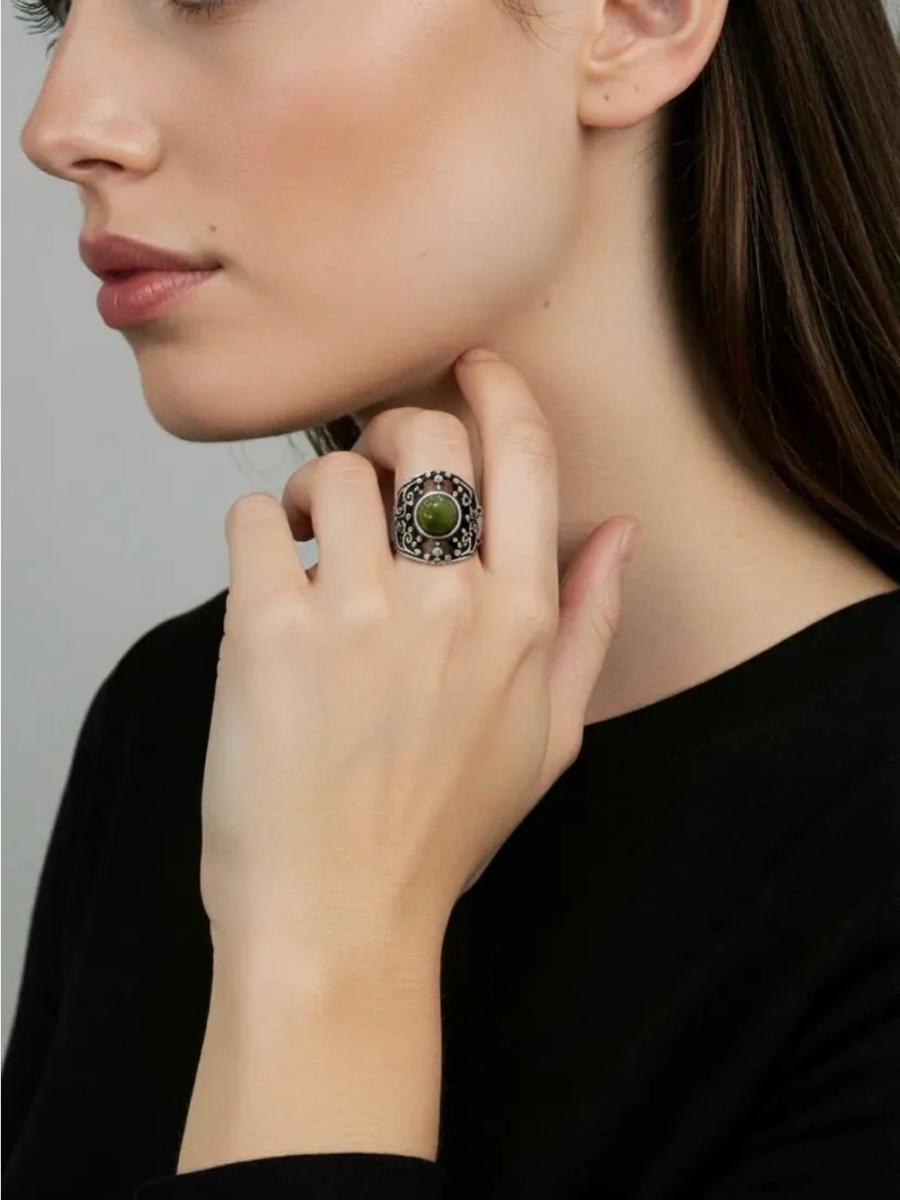 Silver Green Stone Filigree Statement Ring